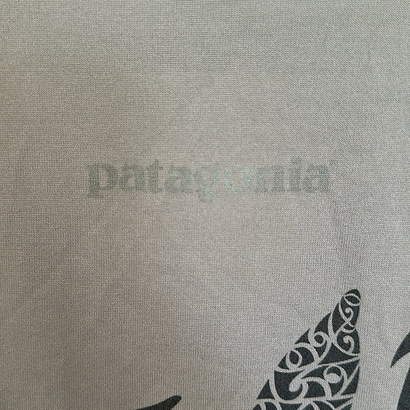 Vintage Patagonia/Four Seasons Collaboration Rash Guard xl - Picture 6 of 7